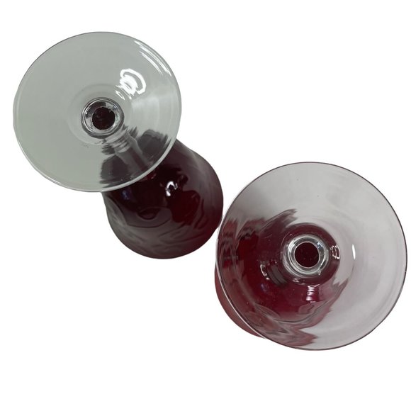 Ruby Red Clear Stemmed Wine Glass Goblets Embossed Raised Swirl Pattern - Picture 6 of 6